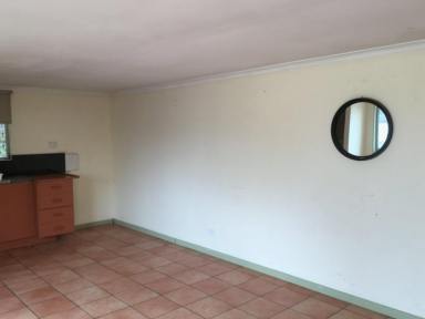 Flat For Lease - NSW - Forster - 2428 - SINGLE LEVEL ONE BEDROOM UNIT  (Image 2)
