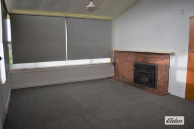 House For Lease - TAS - Ulverstone - 7315 - CLOSE TO THE BEACH!  (Image 2)
