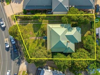 House For Sale - QLD - Gympie - 4570 - Elegant and Charming in central location (Image 2)