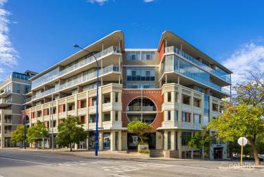 Apartment For Sale - WA - East Fremantle - 6158 - West-Wing Richmond Quarter  (Image 2)