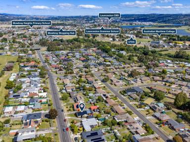 House For Sale - TAS - Newnham - 7248 - Alanvale Entertainer!  (Image 2)