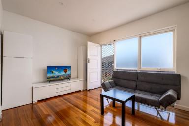 Apartment Leased - VIC - Ormond - 3204 - FULLY FURNISHED with Electricity, Water & Internet Included  (Image 2)
