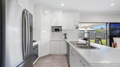 House For Sale - QLD - Mareeba - 4880 - VALUE-PACKED PERFECTION - PREMIUM LOCATION  (Image 2)