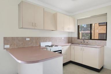 Unit For Lease - NSW - Figtree - 2525 - 2 Bedroom Unit Located in Figtree! (Image 2)