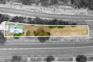 House For Sale - VIC - Eaglehawk - 3556 - Convenient Living in a Prime Eaglehawk location!  (Image 2)