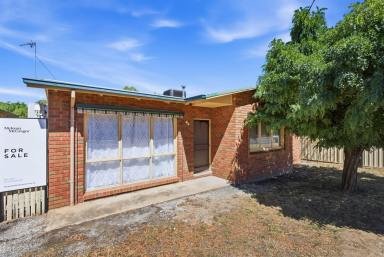 House For Sale - VIC - Eaglehawk - 3556 - Convenient Living in a Prime Eaglehawk location!  (Image 2)