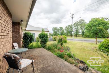 House For Lease - NSW - Guyra - 2365 - 3-Bedroom Brick Home – Great Location  (Image 2)