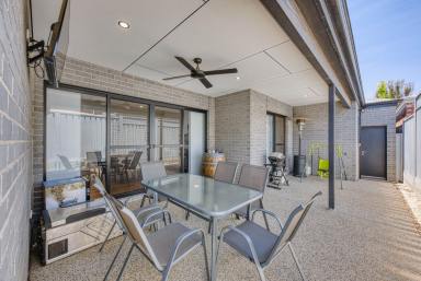 Townhouse For Sale - VIC - Mildura - 3500 - SOPHISTICATED TOWNHOUSE  (Image 2)