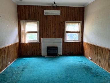 House For Lease - VIC - Hughesdale - 3166 - Great Location  (Image 2)