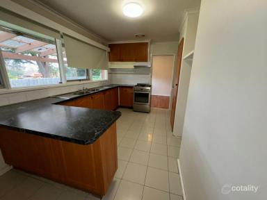 House Leased - VIC - Mount Waverley - 3149 - Pet friendly - Secure Family home  (Image 2)