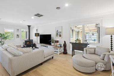 House For Sale - VIC - Mount Martha - 3934 - Resort-Style Living Beyond All Expectations (Image 2)