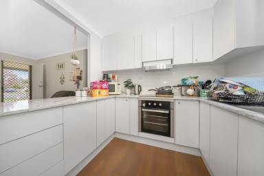 House For Lease - NSW - Tumut - 2720 - 3 Bedroom Family Home  (Image 2)