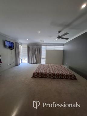 House For Lease - WA - Eaton - 6232 - LARGE FAMILY HOME IN EATON | EXPANSIVE PATIO & SHED  (Image 2)