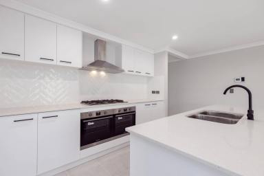 House For Sale - WA - Jindalee - 6036 - Modern Contemporary Coastal Living  (Image 2)