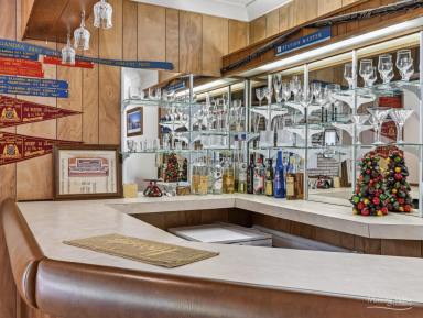 House For Sale - NSW - Taree - 2430 - A Substantial Residence Designed for Space, Comfort & Entertaining  (Image 2)