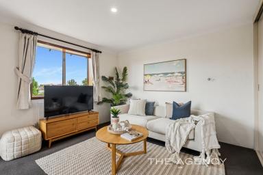 Apartment For Sale - WA - Sorrento - 6020 - Life at Your Own Pace!  (Image 2)