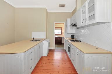 House For Sale - VIC - Horsham - 3400 - Renovate & Profit  (Image 2)