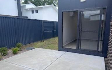 Townhouse Leased - NSW - Boolaroo - 2284 - Modern 3 Bedroom Townhouse  (Image 2)