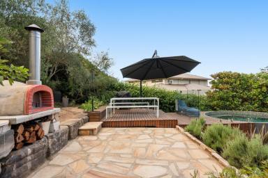 House For Sale - QLD - Mount Lofty - 4350 - Architecturally Designed - Family Friendly Sanctuary!  (Image 2)