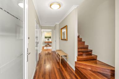 House For Sale - WA - Como - 6152 - WARM & WELCOMING  (Image 2)