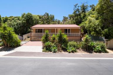 House For Sale - WA - Myalup - 6220 - Beach Days, Coastal Nights – The Ultimate Seaside escape!  (Image 2)