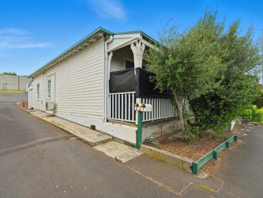 Unit For Lease - TAS - Claremont - 7011 - Convenient Living in Central Claremont  (Image 2)