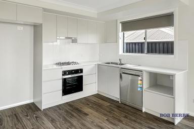 House Leased - NSW - Dubbo - 2830 - Near New 3 Bedroom Home in Southlakes Estate  (Image 2)