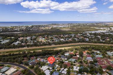 House For Sale - WA - West Busselton - 6280 - A Lovely Place to Call Home  !   Home open sat 17/1/26 1pm -2pm  (Image 2)
