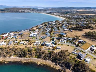 House For Sale - TAS - Primrose Sands - 7173 - "Waterfront" Classic Beach Cottage  (Image 2)