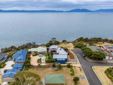 House For Sale - TAS - Swansea - 7190 - Luxury, Light & Limitless Views  (Image 2)