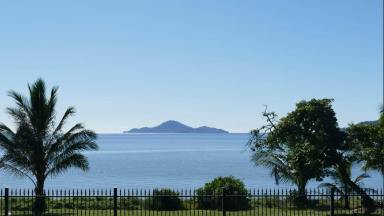 House For Sale - QLD - Cardwell - 4849 - TOURISM ZONING -  BEACH FRONT PROPERTY - 2,375sqm  -  Location, locations, location!  (Image 2)