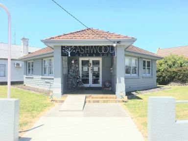 Retail For Sale - TAS - Latrobe - 7307 - Freehold Commercial Investment  (Image 2)