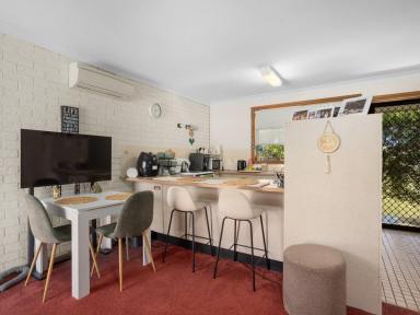 Unit Sold - NSW - Old Bar - 2430 - ENTRY LEVEL INVESTMENT IN GROWING SEASIDE TOWN  (Image 2)