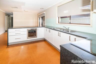 House For Lease - NSW - Kooringal - 2650 - KOORINGAL LIVING  (Image 2)