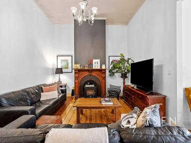 House Sold - VIC - Bendigo - 3550 - Charming Inner City Terrace Close to the CBD  (Image 2)