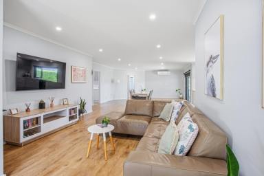 House For Sale - SA - Penola - 5277 - Modern Luxury Meets Tranquil Rural Outlook – A Standout New Build in Penola  (Image 2)