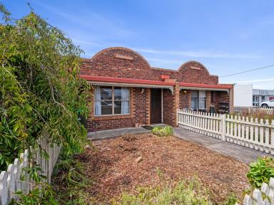 Unit For Sale - TAS - Devonport - 7310 - Simple Living, Smart Potential  (Image 2)
