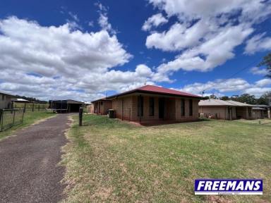 House For Sale - QLD - Memerambi - 4610 - A great solid brick investment  (Image 2)