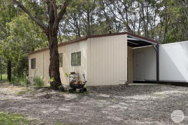 House For Sale - VIC - Enfield - 3352 - Peaceful Living On A 3 Acre Approx Allotment  (Image 2)