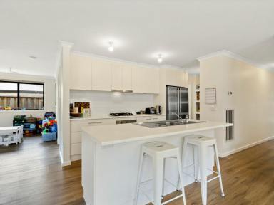 House For Sale - VIC - Lucknow - 3875 - LAURINA LIVING  (Image 2)