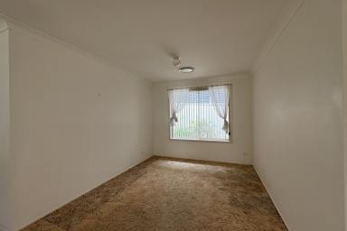 House For Lease - NSW - Raymond Terrace - 2324 - FAMILY HOME THAT TICKS ALL THE BOXES!  (Image 2)