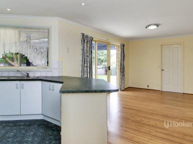 House For Lease - VIC - Eastwood - 3875 - LOW-MAINTENANCE COMFORT IN A QUIET EASTWOOD COURT  (Image 2)
