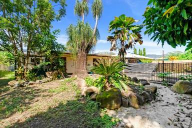 House For Sale - QLD - Edmonton - 4869 - 1,012m2....HUGE DEVELOPMENT POTENTIAL (SCA)......  (Image 2)