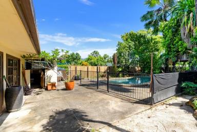House For Sale - QLD - Edmonton - 4869 - 1,012m2....GREAT POOL, SOLAR POWER, FULLY FENCED & ELECTRIC GATE  (Image 2)