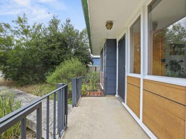 House For Sale - NSW - Bega - 2550 - GREAT FAMILY HOME!  (Image 2)