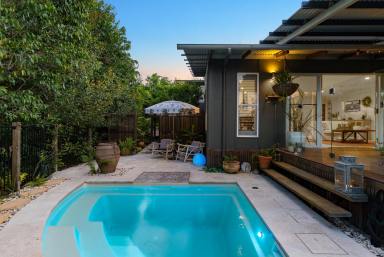 House For Sale - QLD - Eumundi - 4562 - Modern Home with Mountain Views in the Heart of Eumundi  (Image 2)