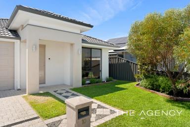 House For Sale - WA - Treeby - 6164 - This Could Be Your New Beginning!  (Image 2)