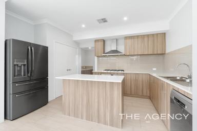 House For Sale - WA - Treeby - 6164 - This Could Be Your New Beginning!  (Image 2)