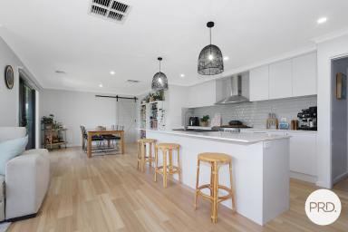 House For Sale - NSW - Thurgoona - 2640 - BROOKLYN FIELDS ESTATE - IMMACULATELY PRESENTED  (Image 2)