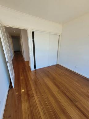 House For Lease - VIC - Carrum - 3197 - Beachside Bliss Freshly Painted Gem with Alfresco Living  (Image 2)